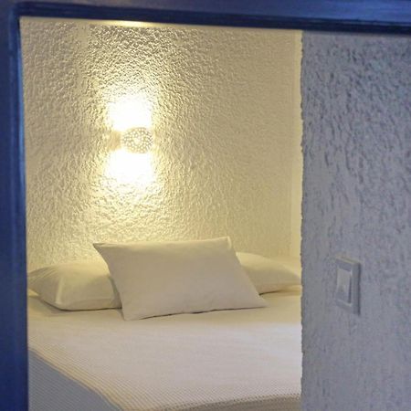 Le Petit Chateau Ano Syros Exterior photo