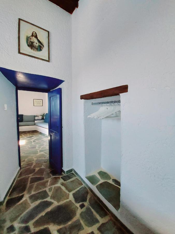 Le Petit Chateau Ano Syros Exterior photo